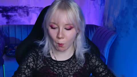 nancymartinez online show from 02-12-25, 04:11