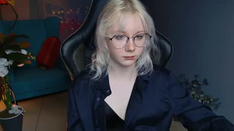 nancymartinez online show from 02-21-25, 06:07