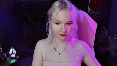 nancymartinez online show from 02-25-25, 07:14