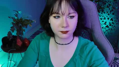 nancymartinez online show from 10-09-25, 05:27