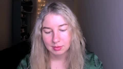 Snapshot of nancysanders chatting on 04-20-26, 06:53 Nancy online show from 04-20-26, 06:53