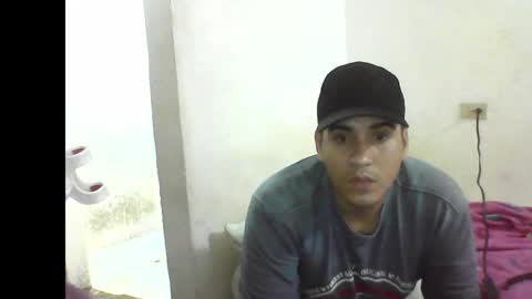 Snapshot of nando199628 chatting on 09-28-25, 08:58 nando199628 online show from 09-28-25, 08:58