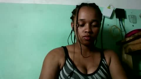 Snapshot of nandrianina416143 chatting on 02-12-26, 04:35 nandrianina416143 online show from 02-12-26, 04:35