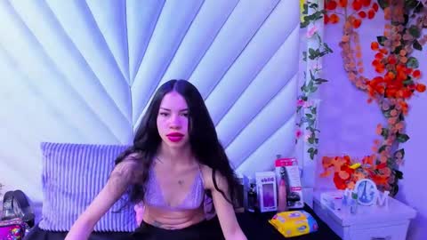 Snapshot of nanis_james21 chatting on 10-19-25, 02:45 nanis james21 online show from 10-19-25, 02:45