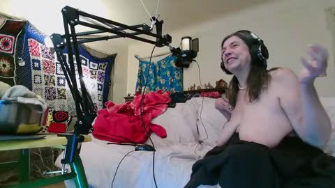 Nanna Baldur online show from 12-14-24, 02:01