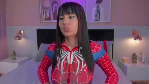 Naoko online show from 01-06-25, 12:57