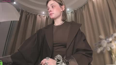 Snapshot of naomi_rias chatting on 09-25-25, 11:41 Naomi online show from 09-25-25, 11:41