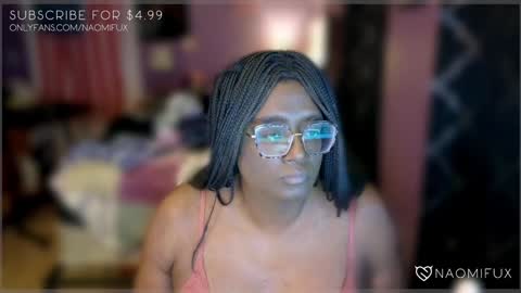 Snapshot of naomifux chatting on 12-14-24, 05:51 Naomi online show from 12-14-24, 05:51