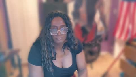 Snapshot of naomifux chatting on 01-15-25, 10:46 Naomi online show from 01-15-25, 10:46