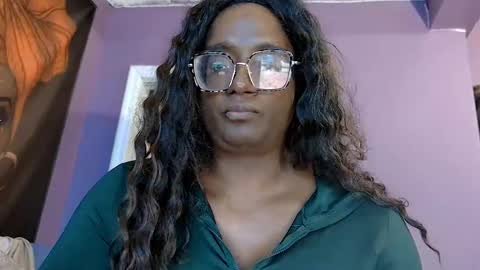 Snapshot of naomifux chatting on 02-11-25, 03:08 Naomi online show from 02-11-25, 03:08