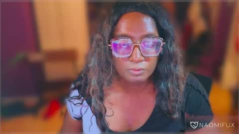 Snapshot of naomifux chatting on 02-18-25, 10:58 Naomi online show from 02-18-25, 10:58