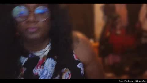 Snapshot of naomifux chatting on 09-11-25, 08:47 Naomi online show from 09-11-25, 08:47