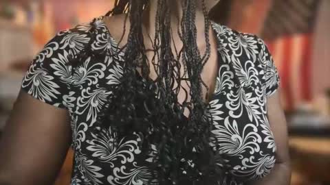 Snapshot of naomifux chatting on 11-11-25, 08:36 Naomi online show from 11-11-25, 08:36