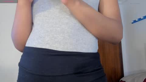 Naomi  online show from 03-07-25, 06:57