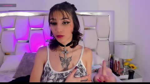 naomiharuno online show from 02-21-25, 06:07