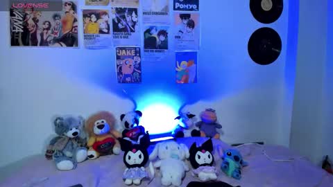 naomiharuno online show from 09-11-25, 03:28