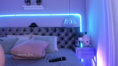 Naomi online show from 02-24-25, 10:25