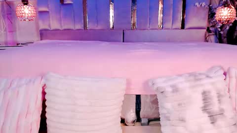     online show from 03-06-26, 05:48