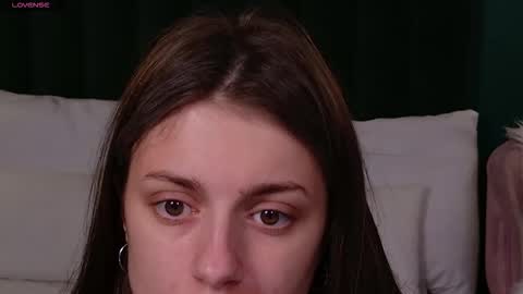 Naomi online show from 09-22-25, 04:47