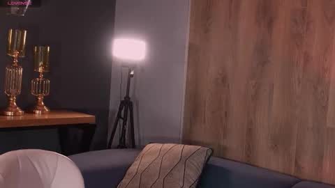 Snapshot of naomisainz chatting on 02-22-26, 12:15 Naomi online show from 02-22-26, 12:15