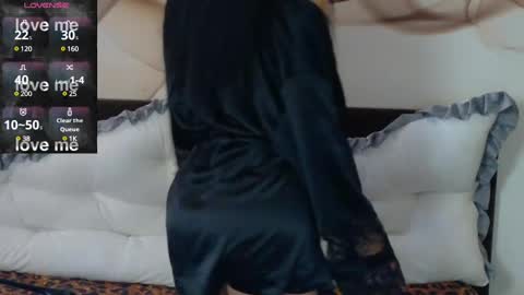 NaomiScarlett online show from 02-25-25, 08:25