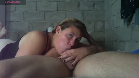 Snapshot of naomisimon chatting on 01-17-25, 12:31 bellas2012 online show from 01-17-25, 12:31