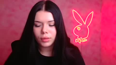 Naomi online show from 11-26-25, 07:15