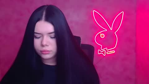 Naomi online show from 01-10-26, 06:26