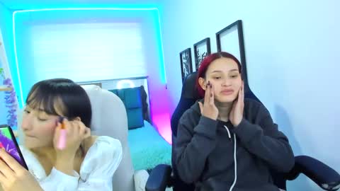 naomy online show from 09-19-25, 07:47