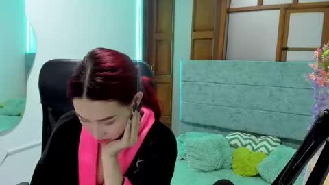 naomy online show from 09-25-25, 07:34