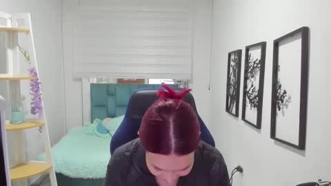 naomy online show from 12-18-25, 03:01