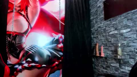 naomy  online show from 10-10-25, 11:31