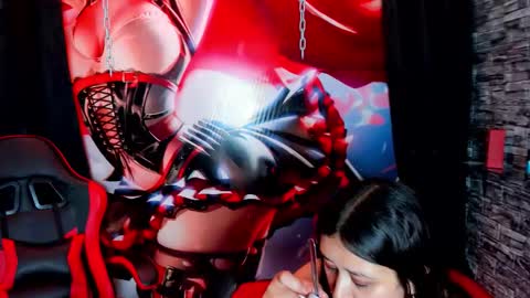 naomy  online show from 11-08-25, 11:43