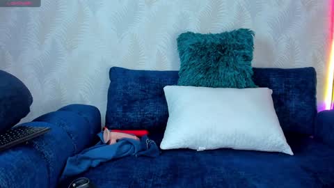 Naomy Cole online show from 01-18-25, 01:19