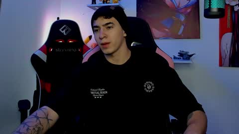 Snapshot of naranjo_seb chatting on 01-16-25, 05:42 sebastian online show from 01-16-25, 05:42