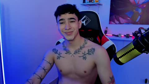 Snapshot of naranjo_seb chatting on 02-06-25, 04:10 sebastian online show from 02-06-25, 04:10