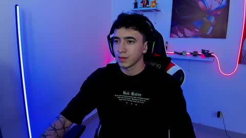 Snapshot of naranjo_seb chatting on 02-06-25, 10:15 sebastian online show from 02-06-25, 10:15