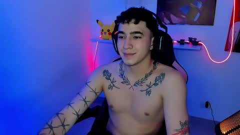 Snapshot of naranjo_seb chatting on 02-19-25, 12:35 sebastian online show from 02-19-25, 12:35