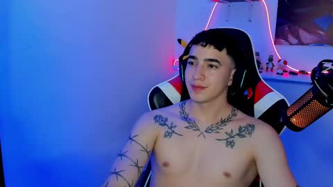 Snapshot of naranjo_seb chatting on 02-21-25, 07:12 sebastian online show from 02-21-25, 07:12