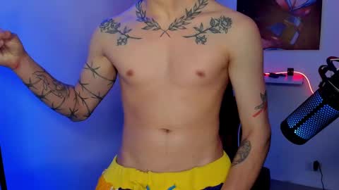 Snapshot of naranjo_seb chatting on 02-22-25, 04:07 sebastian online show from 02-22-25, 04:07