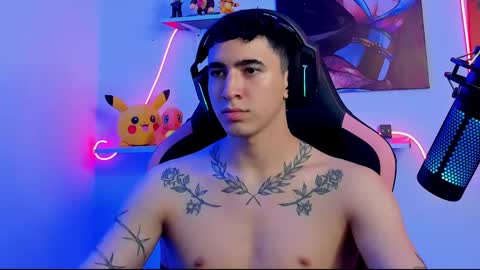 Snapshot of naranjo_seb chatting on 03-05-25, 05:29 sebastian online show from 03-05-25, 05:29