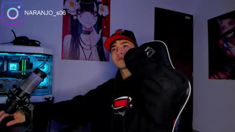 Snapshot of naranjo_seb chatting on 02-08-26, 05:00 sebastian online show from 02-08-26, 05:00