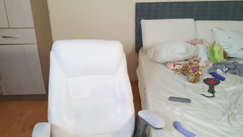 Snapshot of naree_masaki chatting on 01-27-25, 06:31 Naree online show from 01-27-25, 06:31