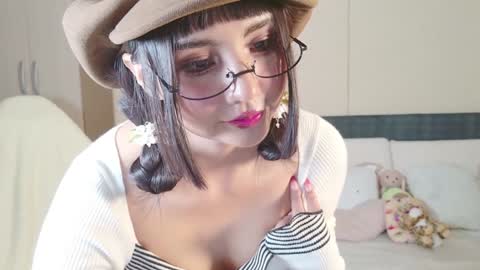 Snapshot of naree_masaki chatting on 01-31-25, 01:45 Naree online show from 01-31-25, 01:45