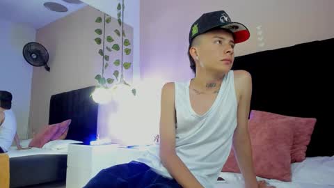 Snapshot of nascary_fox chatting on 09-16-25, 07:48 Nascary Fox online show from 09-16-25, 07:48