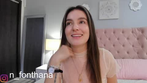 Nashly Fontana online show from 12-19-24, 06:01