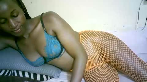 Marie online show from 10-24-25, 08:27