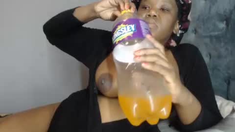 Kim online show from 11-23-25, 11:26