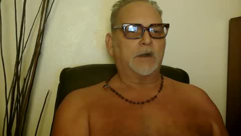 Daddy online show from 12-22-24, 05:12