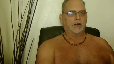 Daddy online show from 12-22-24, 10:04